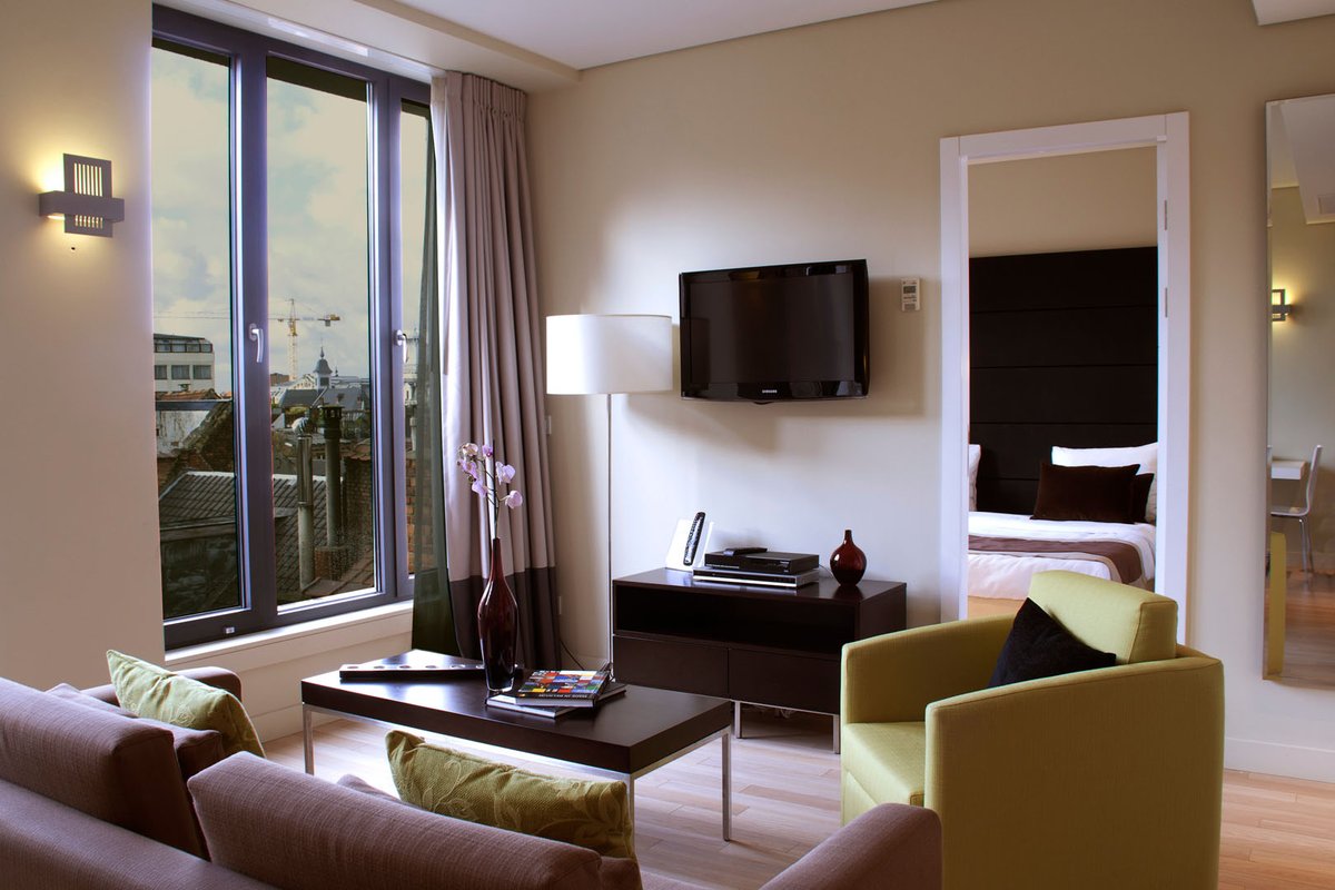 B-aparthotel Grand Place,